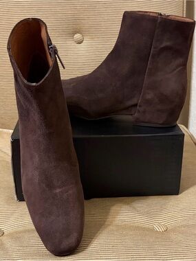 NWOT🔥Aquatalia Ulyssa Women's Ankle Boots in Espresso - Size 9.5